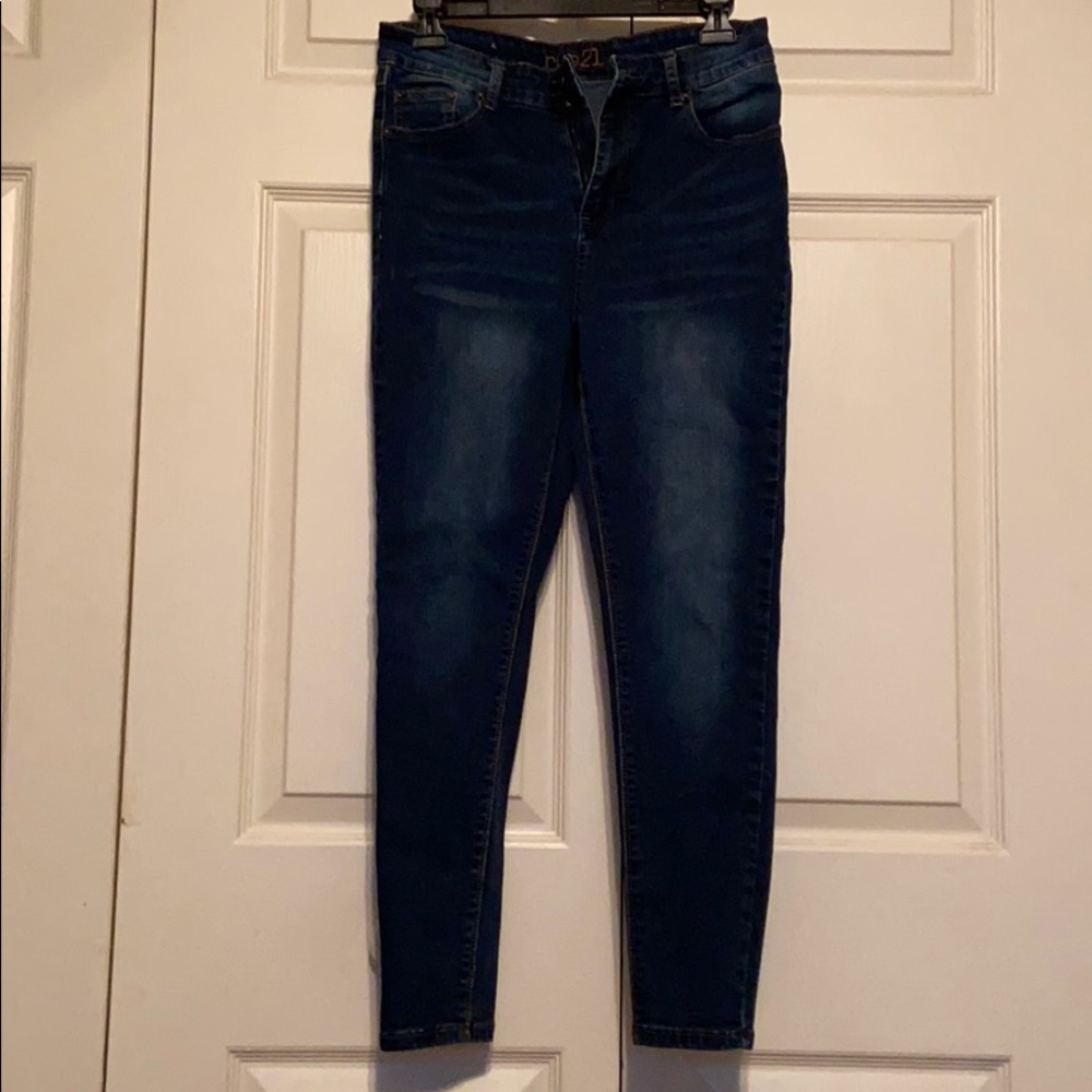 Rue21 “uber-high rise” skinny jeans 👖